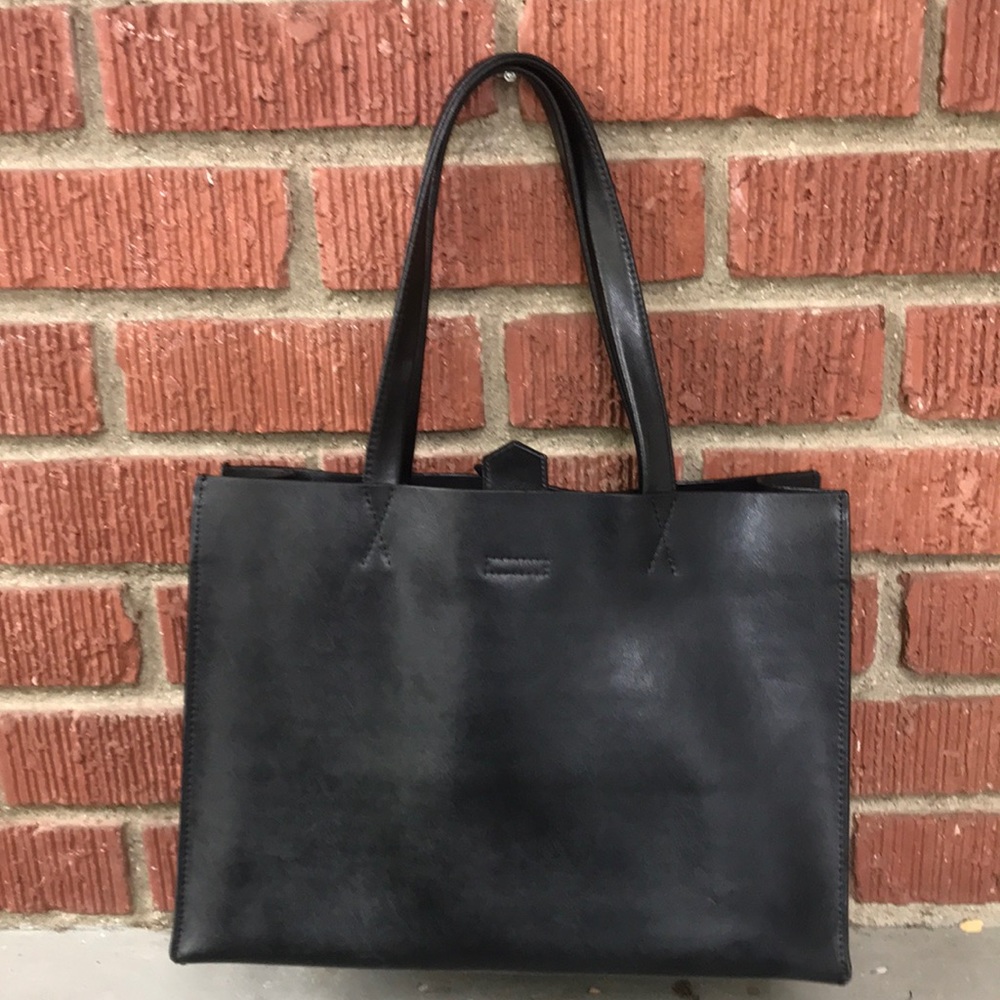 Banana Republic Leather Tote